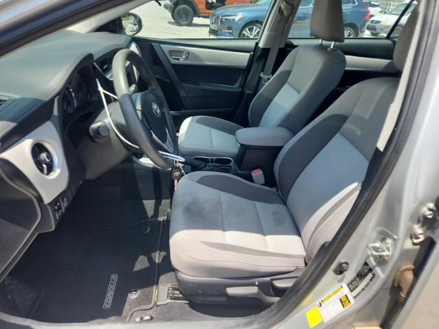  TOYOTA COROLLA 2018 Srebrny
