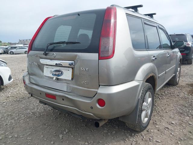 2005 NISSAN X-TRAIL SV