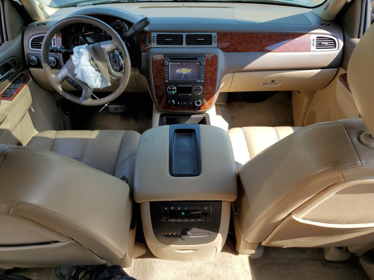2014 Chevrolet Suburban K1500 Lt VIN: 1GNSKJE73ER193012 Lot: 64617935