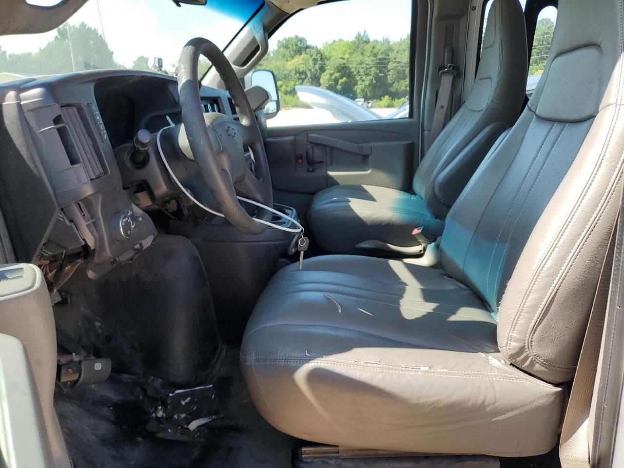 2017 Chevrolet Express G2500 VIN: 1GCWGAFF8H1341241 Lot: 64240255