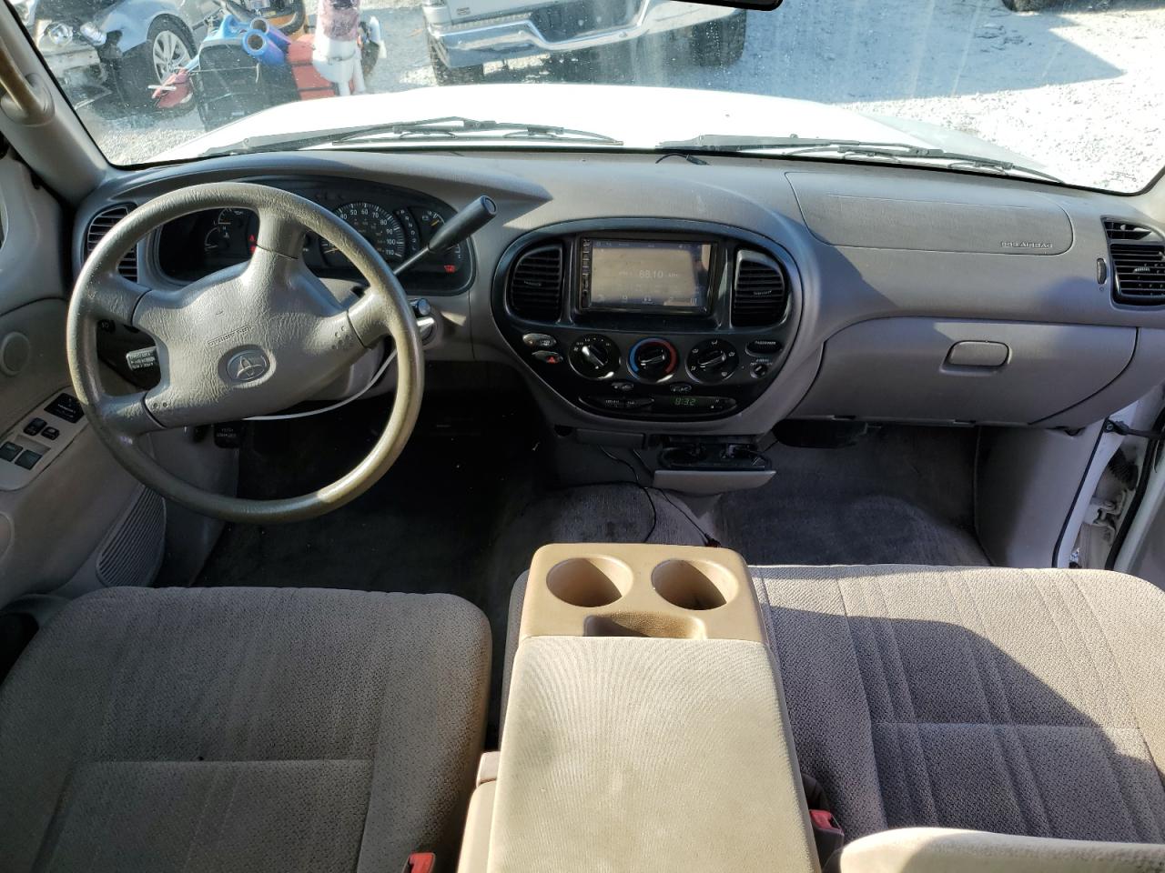 2001 Toyota Tundra Access Cab Limited VIN: 5TBBT48151S140587 Lot: 64481115