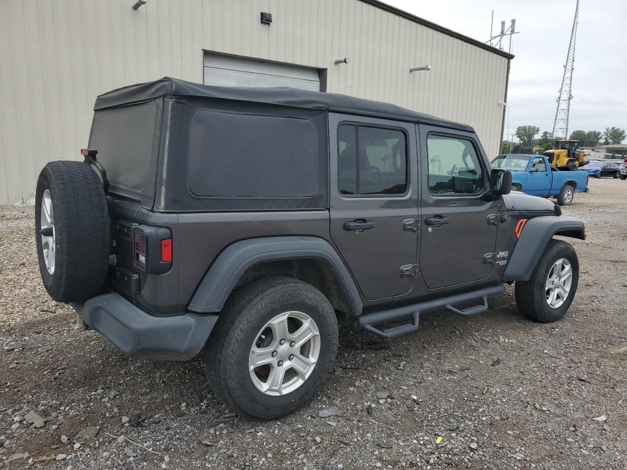 2019 Jeep Wrangler Unlimited Sport VIN: 1C4HJXDG8KW613841 Lot: 63867985