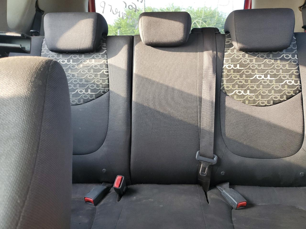 2010 Kia Soul + VIN: KNDJT2A25A7144336 Lot: 66322355