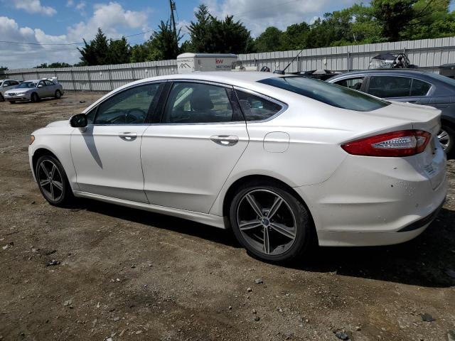 Седаны FORD FUSION 2016 Белы