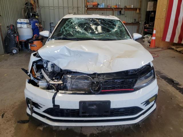  VOLKSWAGEN JETTA 2017 Белы