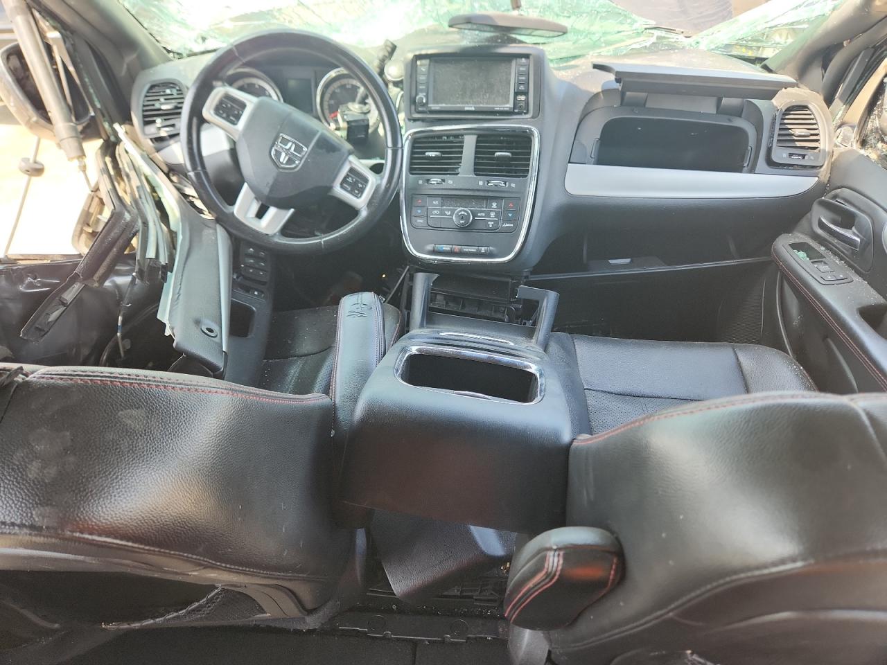 2016 Dodge Grand Caravan R/T VIN: 2C4RDGEG1GR373087 Lot: 63834925