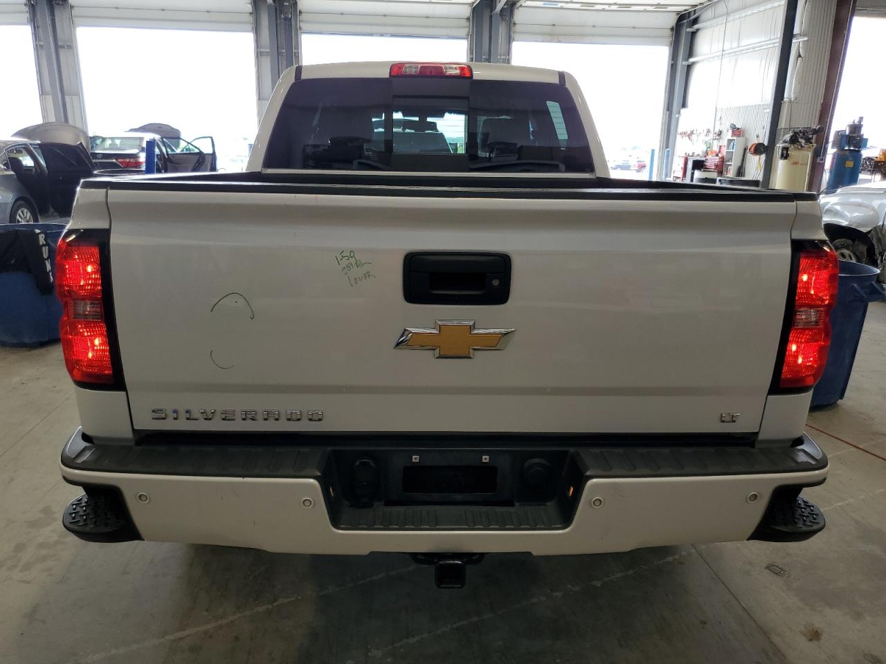 2018 Chevrolet Silverado K1500 Lt VIN: 3GCUKREC6JG550299 Lot: 64820845