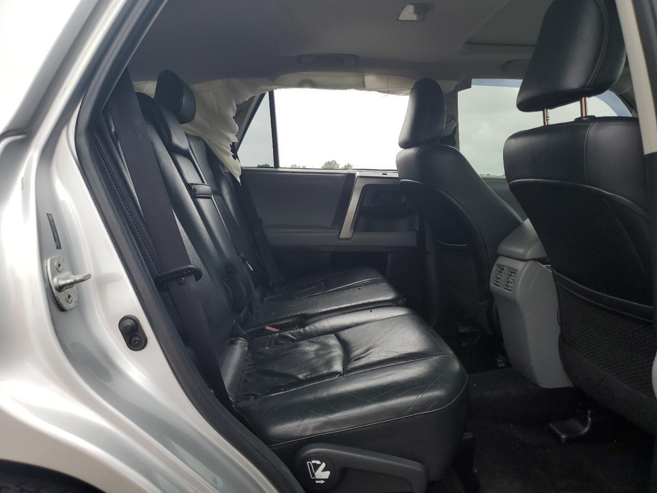 2011 Toyota 4Runner Sr5 VIN: JTEZU5JR6B5030692 Lot: 64393215