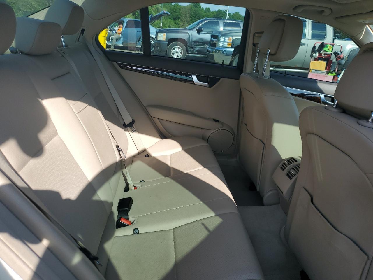 2012 Mercedes-Benz C 300 4Matic VIN: WDDGF8BB9CA699384 Lot: 62845925