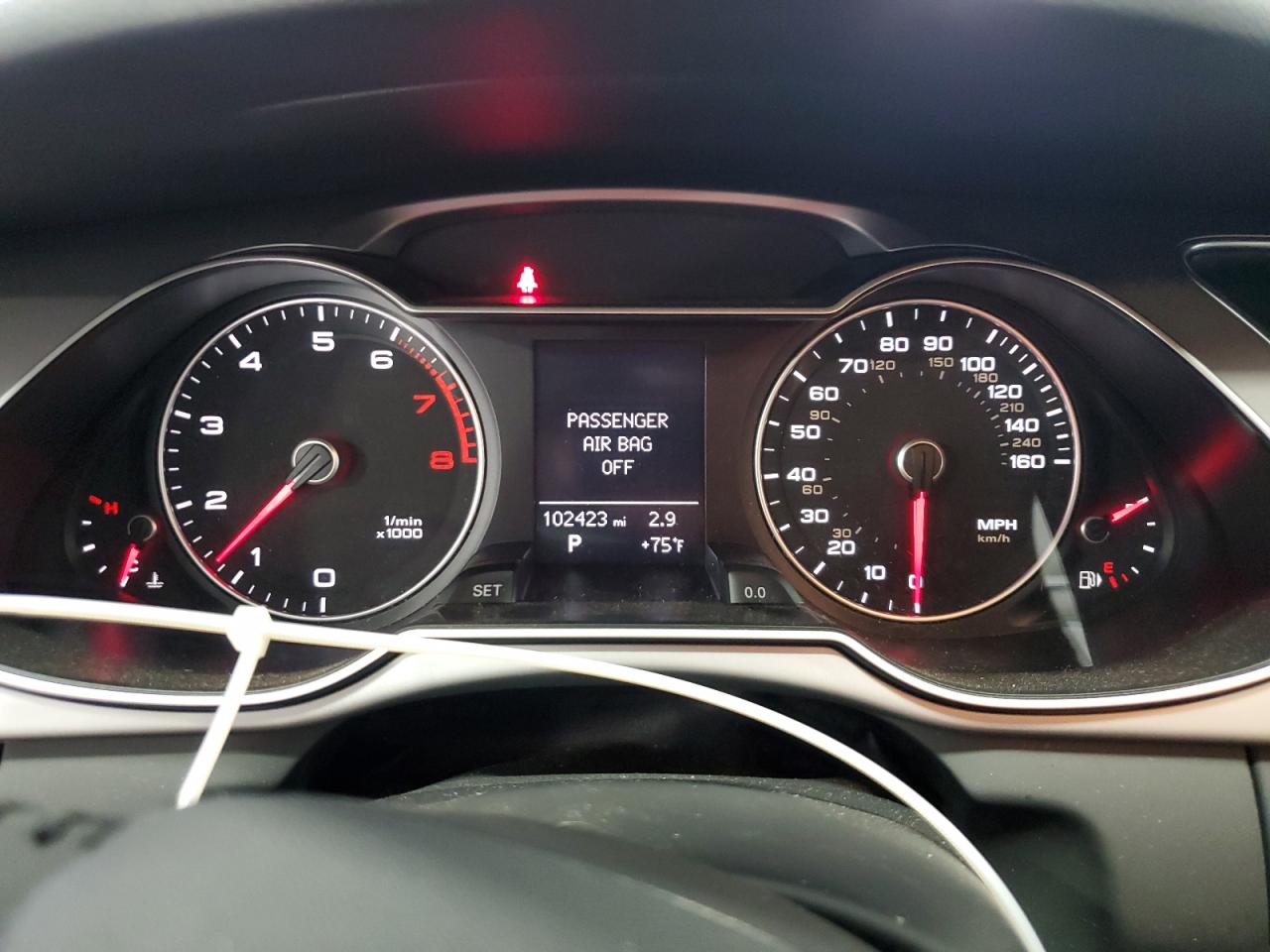2013 Audi A4 Premium Plus VIN: WAUFFAFL4DN025120 Lot: 63769325