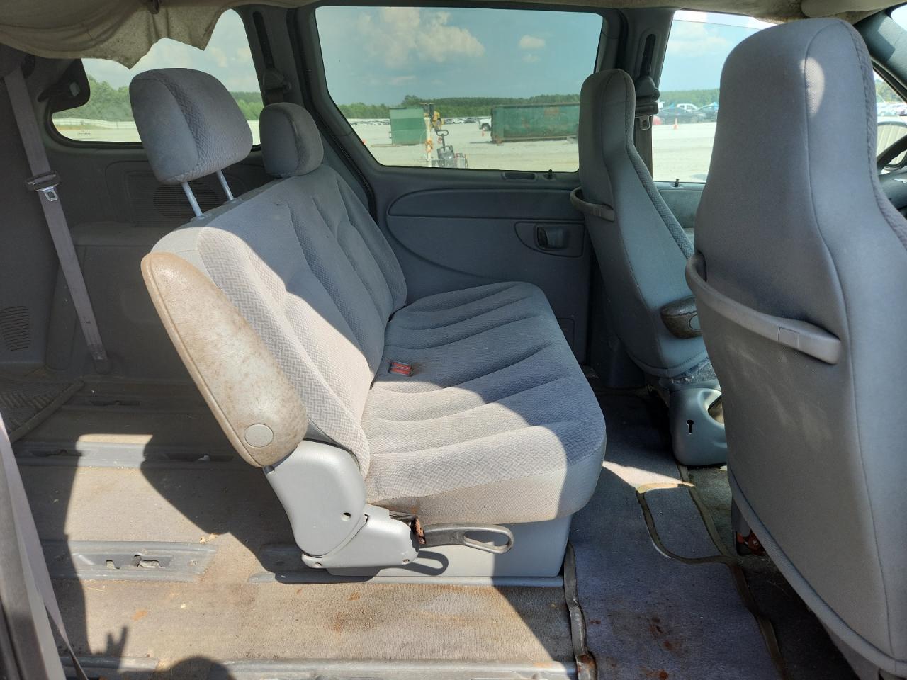 2005 Chrysler Town & Country VIN: 1C4GP45R05B102273 Lot: 62895695