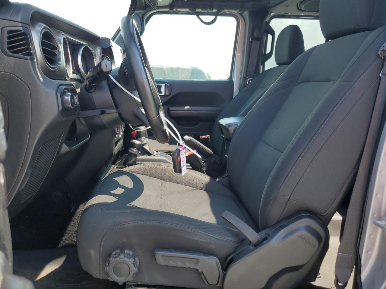 2018 Jeep Wrangler Unlimited Sport VIN: 1C4HJXDN8JW286967 Lot: 65162255