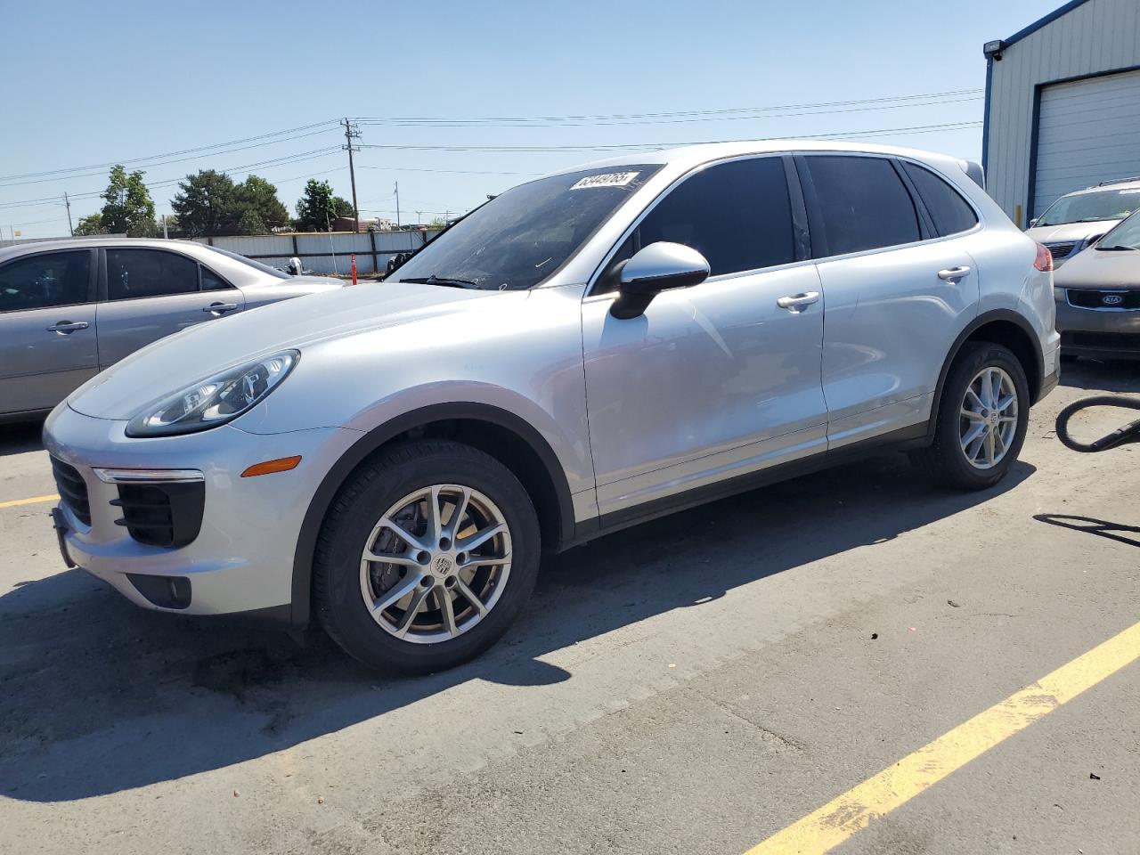 2016 Porsche Cayenne silver null gas WP1AA2A21GLA03607 photo #1