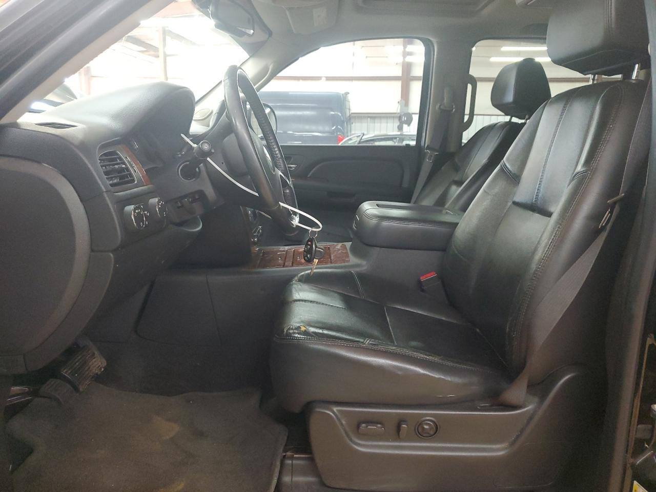 2007 Chevrolet Suburban K1500 VIN: 3GNFK16397G310270 Lot: 64200885