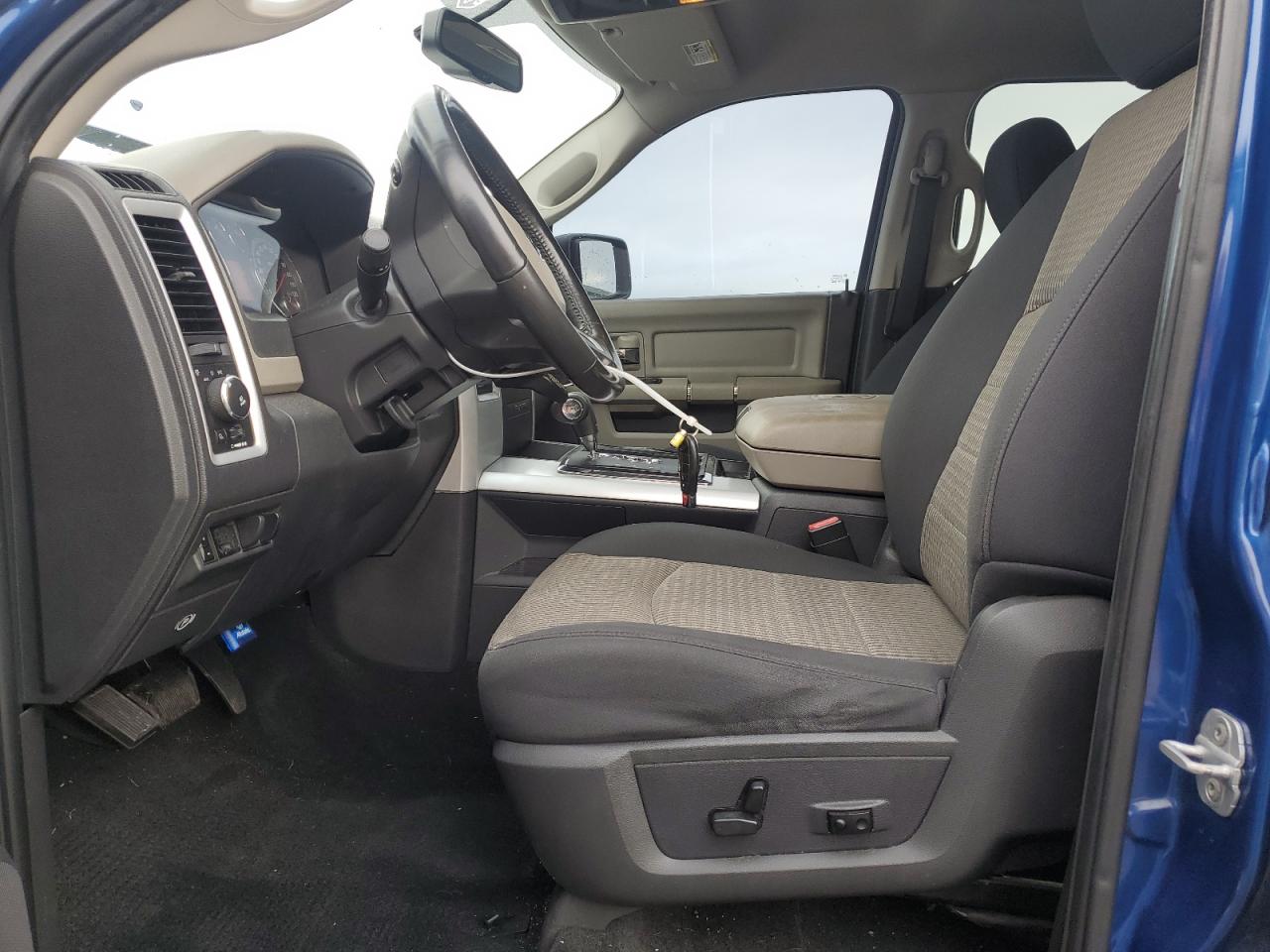 2011 Dodge Ram 1500 VIN: 1D7RV1CT8BS684488 Lot: 64881605