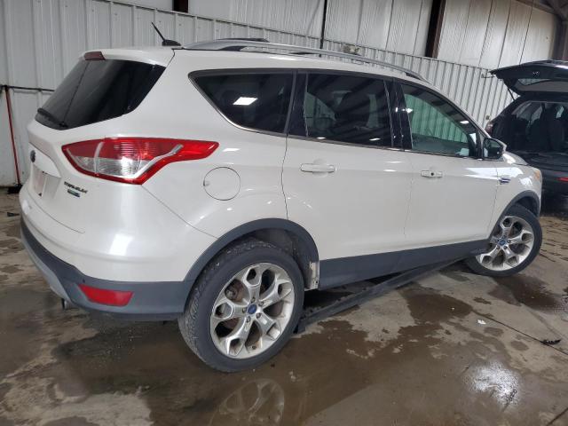 Паркетники FORD ESCAPE 2013 Белы