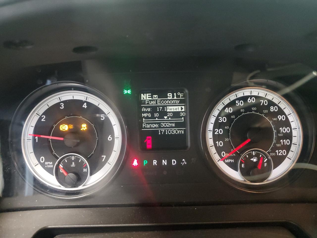 2017 Ram 1500 St VIN: 1C6RR7KG8HS633529 Lot: 64128545