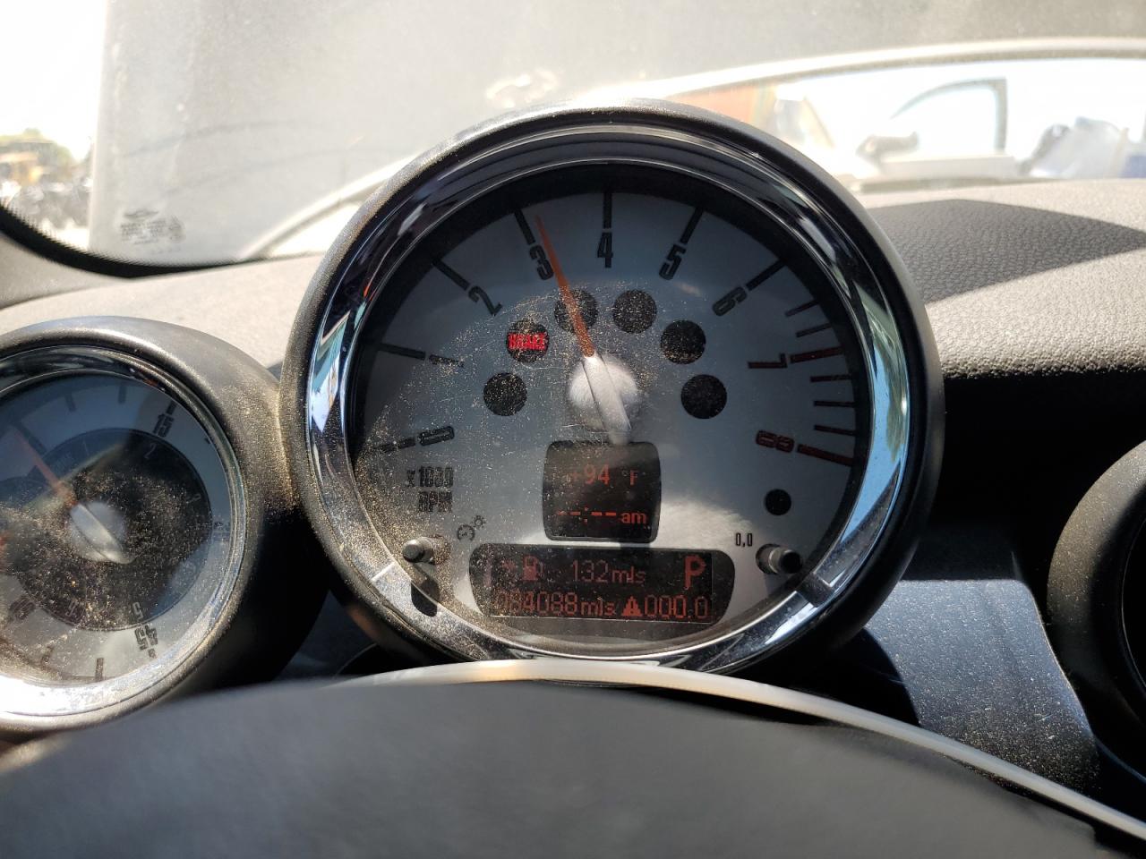 2009 Mini Cooper VIN: WMWMR33529TU95018 Lot: 64123485