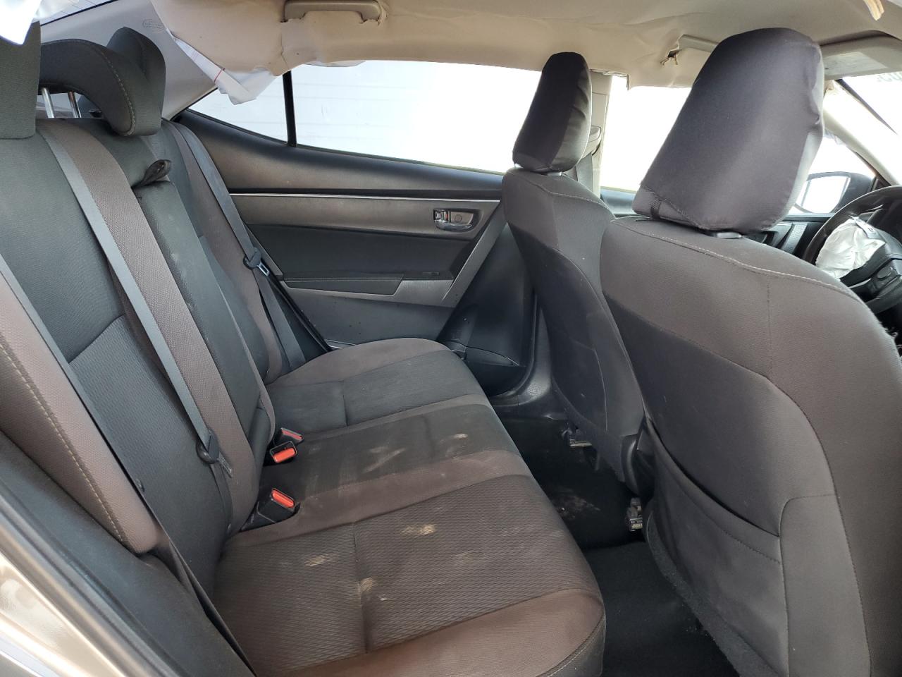 2018 Toyota Corolla L VIN: 2T1BURHE9JC993510 Lot: 64848055