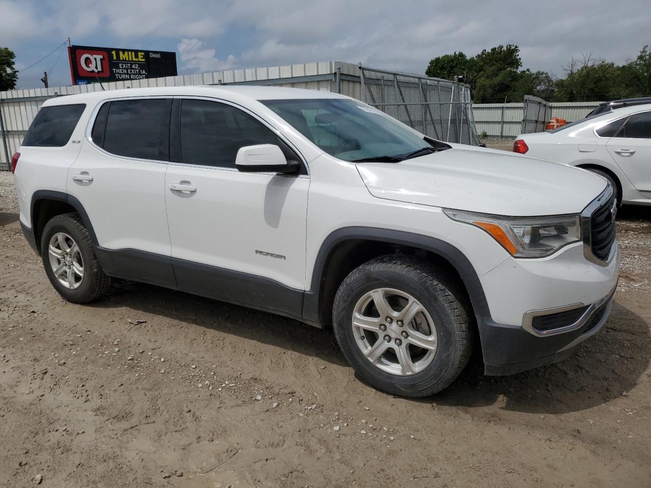 1gkknkla1hz252829 1GKKNKLA1HZ252829 2017 GMC Acadia Sle