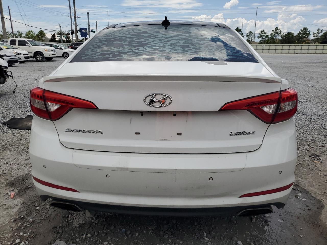 2015 Hyundai Sonata Sport VIN: 5NPE34AF4FH111234 Lot: 65261345