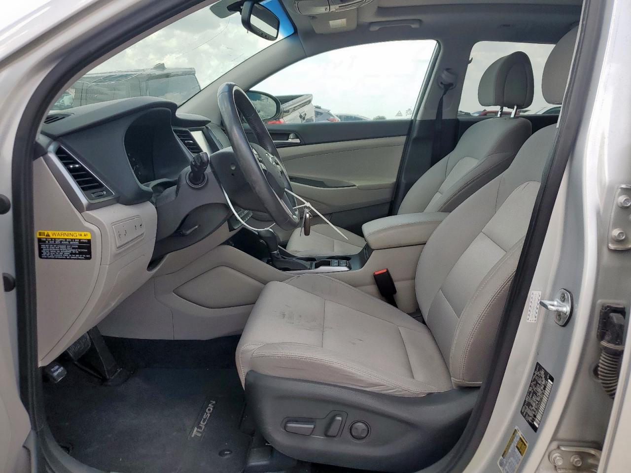 2018 Hyundai Tucson Value VIN: KM8J33A24JU788199 Lot: 64260645