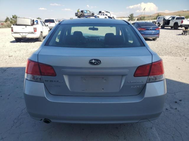Sedans SUBARU LEGACY 2012 Srebrny