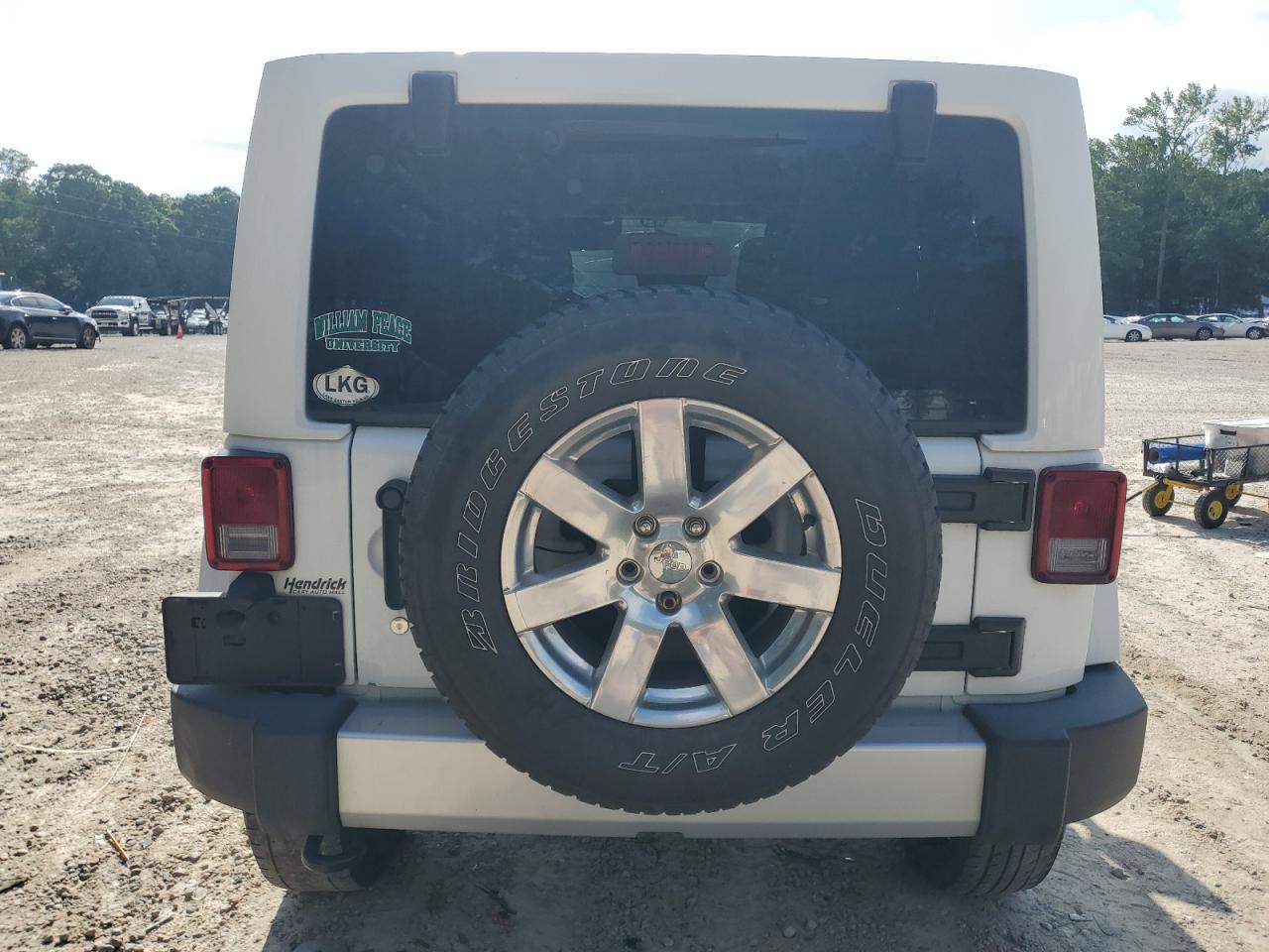 2015 Jeep Wrangler Unlimited Sahara VIN: 1C4BJWEG2FL691957 Lot: 62467615