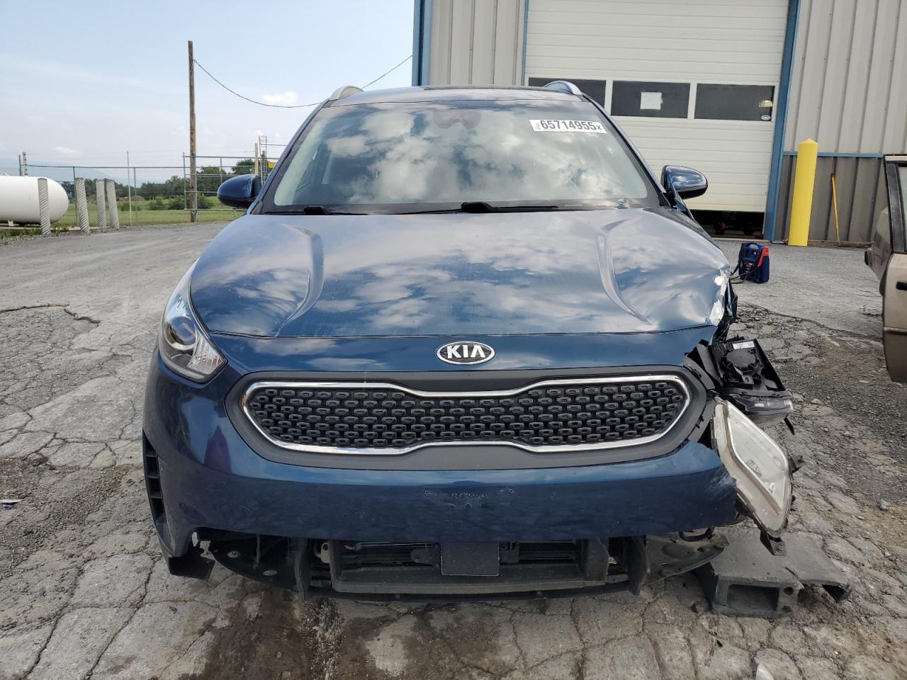 kndcb3lc2k5255415 KNDCB3LC2K5255415 2019 Kia Niro Fe
