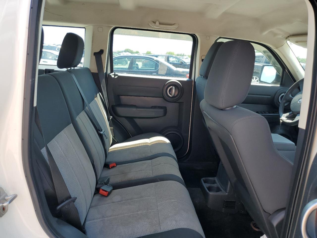 2007 Dodge Nitro Sxt VIN: 1D8GT28K47W592387 Lot: 63061435