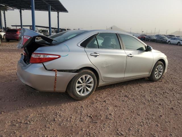  TOYOTA CAMRY 2016 Серебристый