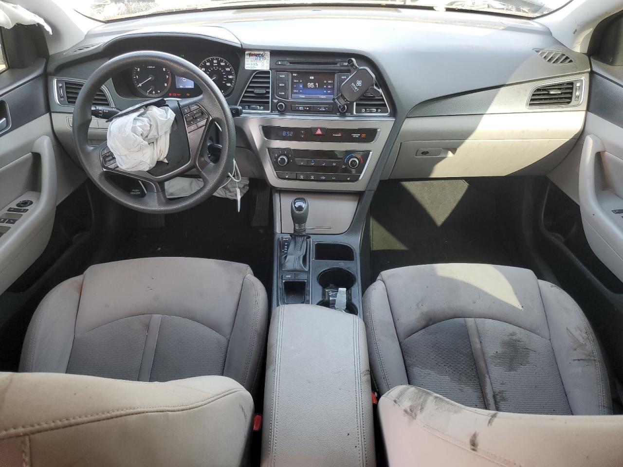 2015 Hyundai Sonata Sport VIN: 5NPE34AF9FH109690 Lot: 64752095