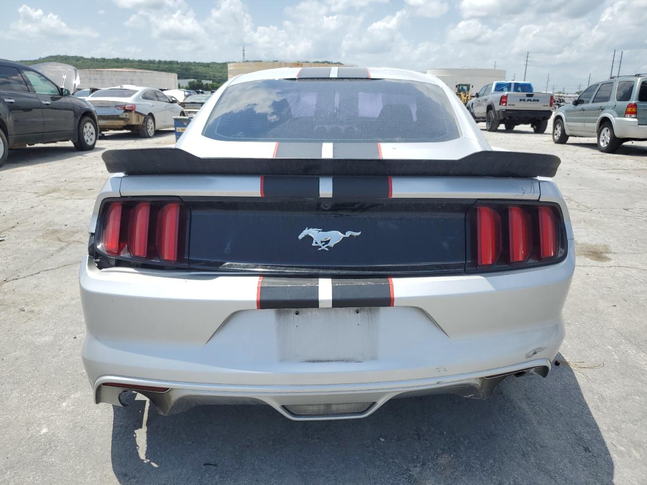 2015 Ford Mustang VIN: 1FA6P8THXF5325889 Lot: 64122375