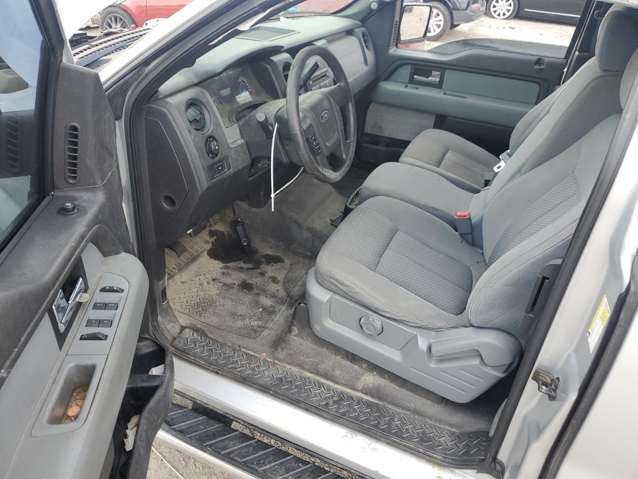 2013 Ford F150 Super Cab VIN: 1FTFX1CF8DFC10571 Lot: 65785495