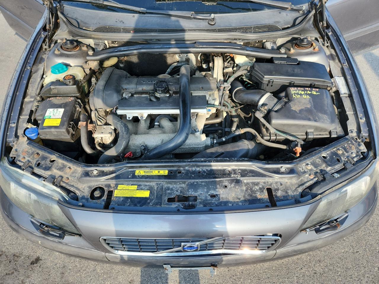 2004 Volvo S60 2.5T VIN: YV1RH59H342381935 Lot: 64741195