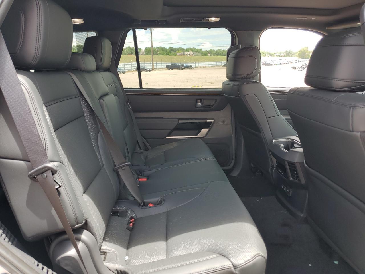 2025 Toyota Sequoia Sr5 VIN: 7SVAAABA1SX061385 Lot: 66100595
