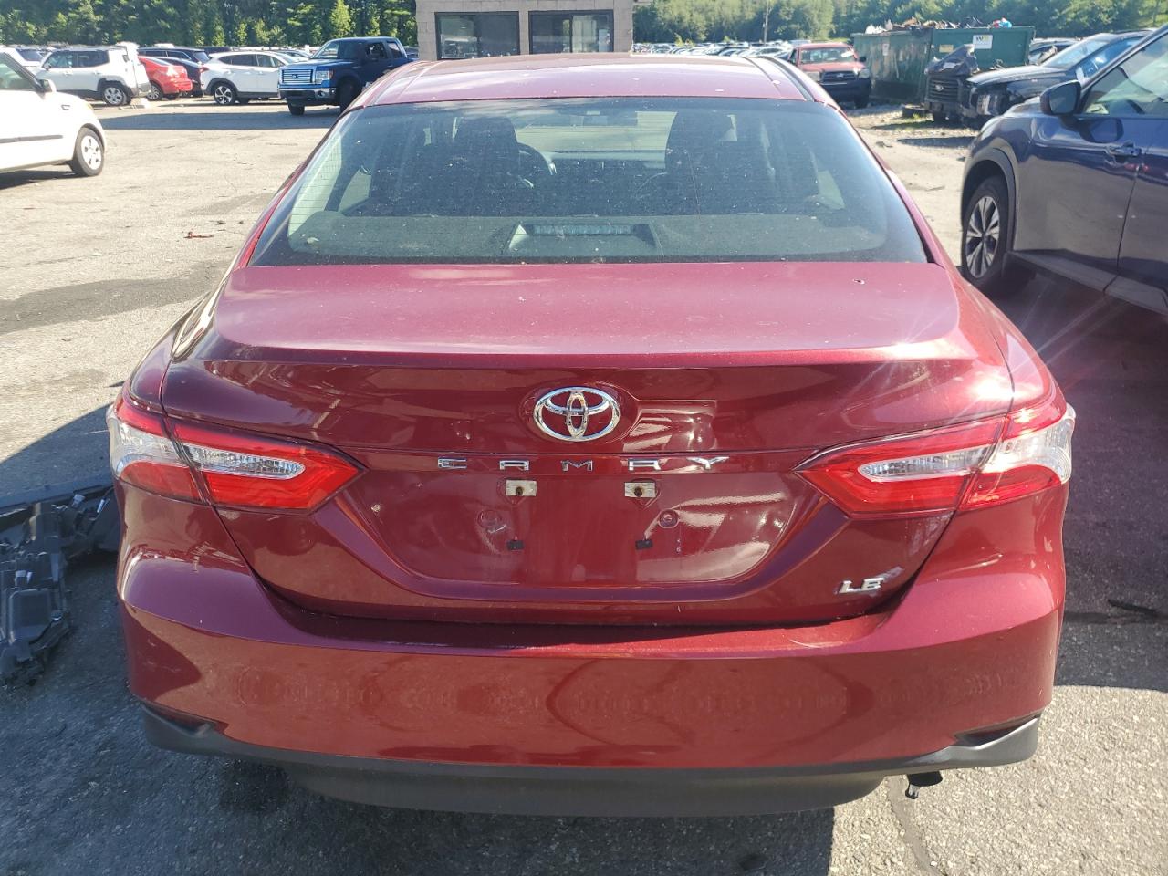2018 Toyota Camry L VIN: 4T1B11HK3JU588323 Lot: 65172155