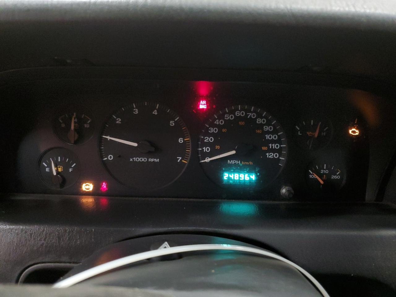 2002 Jeep Grand Cherokee Sport VIN: 1J4GW38S52C272382 Lot: 65164915