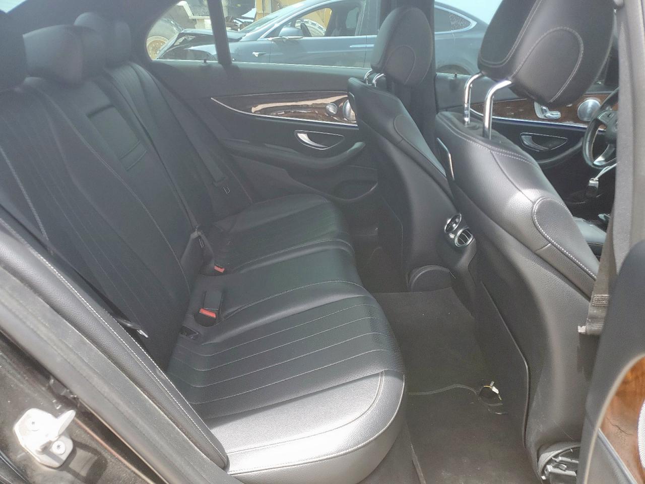 2018 Mercedes-Benz E 300 VIN: WDDZF4JB6JA321474 Lot: 65290415