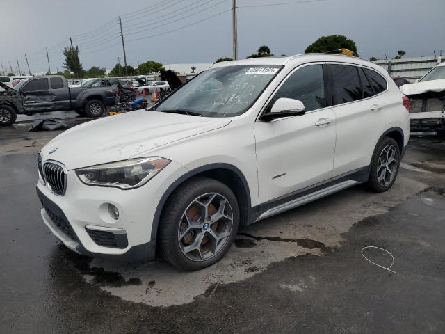 Parquets BMW X1 2016 White