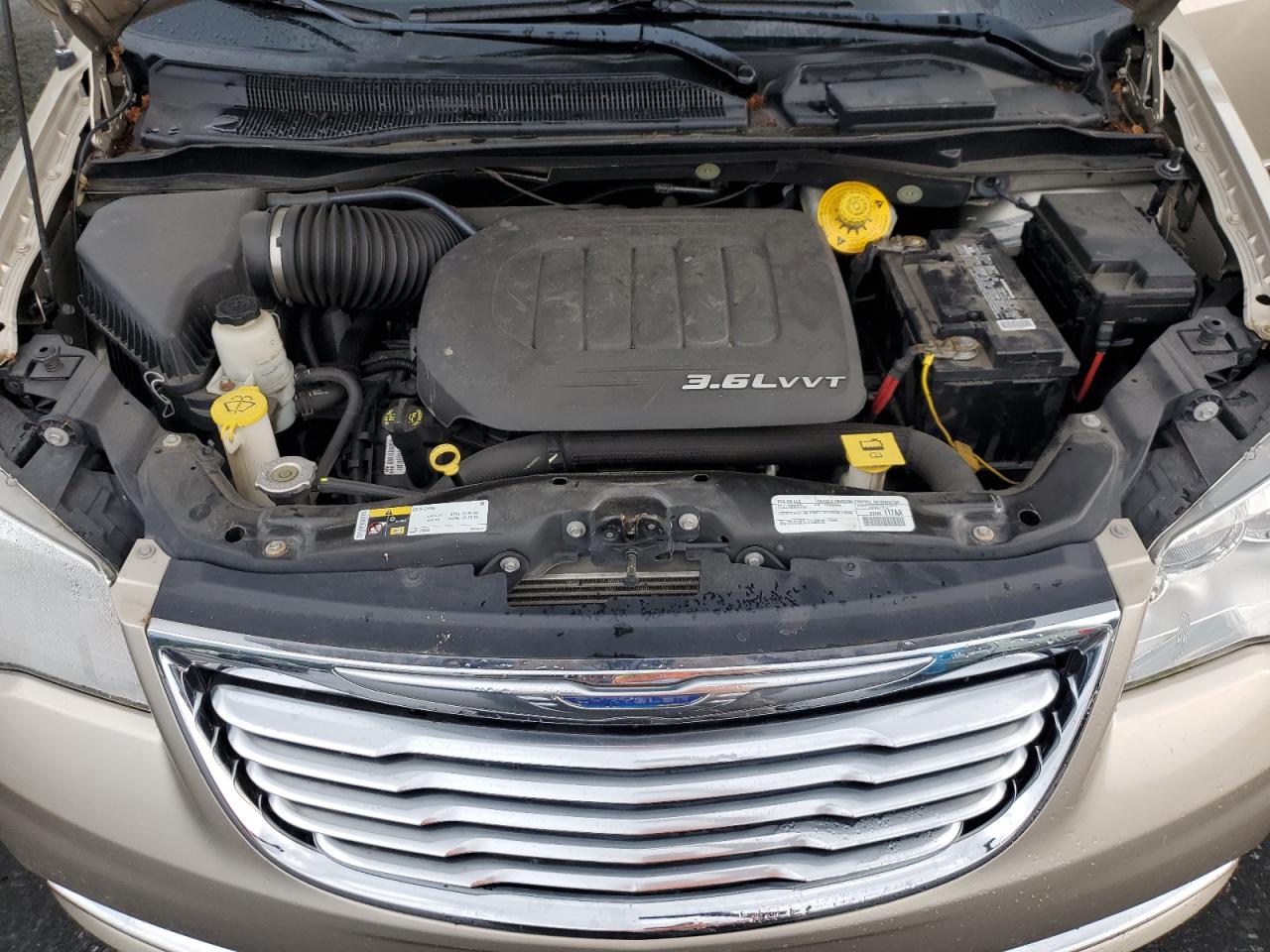 2015 Chrysler Town & Country Touring VIN: 2C4RC1BG3FR646355 Lot: 64643185