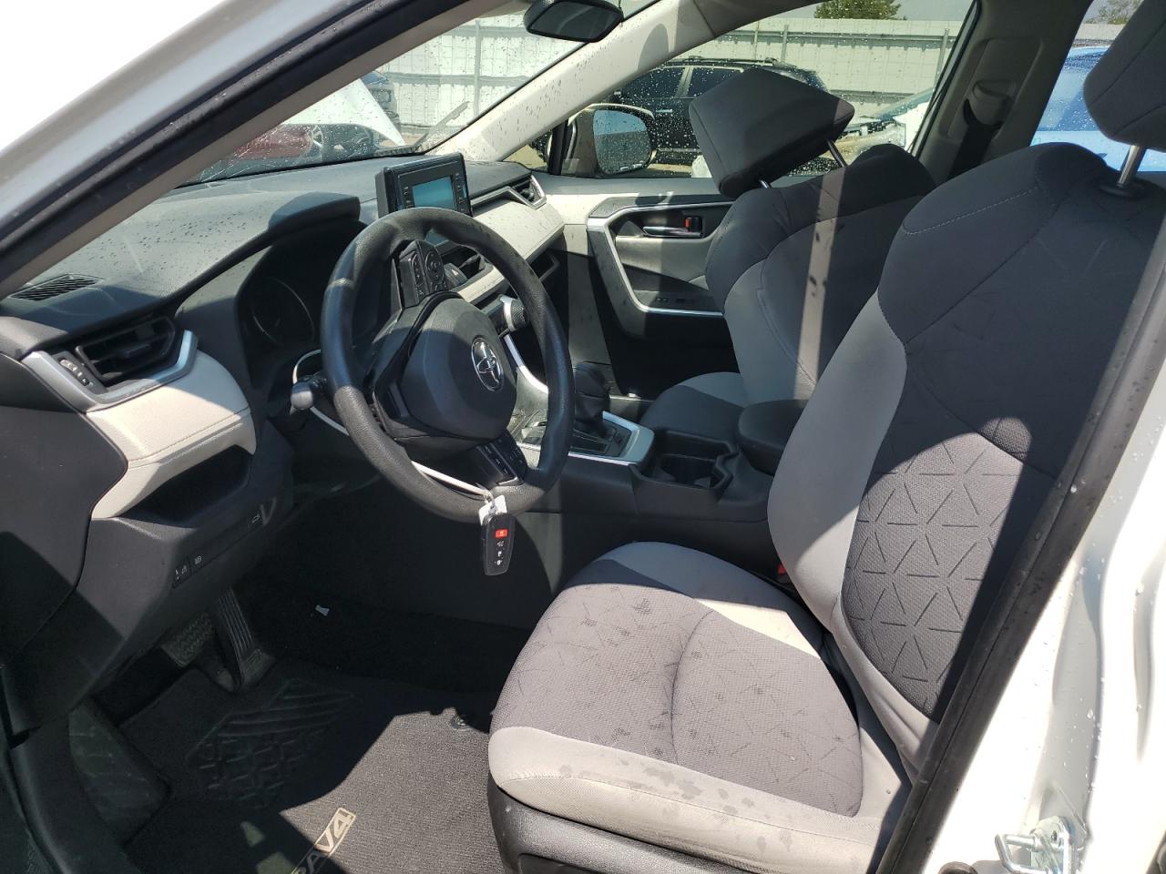 2019 Toyota Rav4 Xle VIN: JTMW1RFVXKD014675 Lot: 65636035
