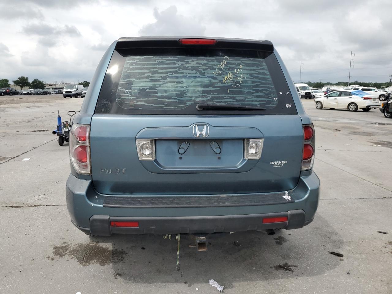 2007 Honda Pilot Lx VIN: 5FNYF28197B006630 Lot: 64804395
