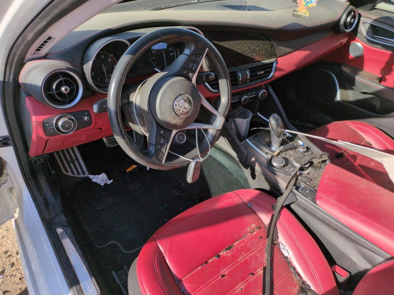 zarfaecn1j7593362 ZARFAECN1J7593362 2018 Alfa Romeo Giulia Ti