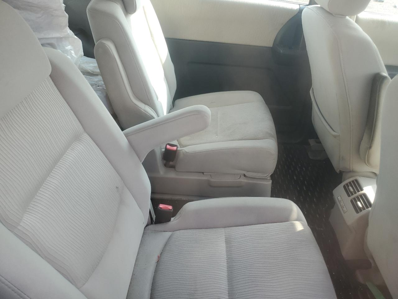 2009 Mazda 5 VIN: JM1CR293590336137 Lot: 64126865