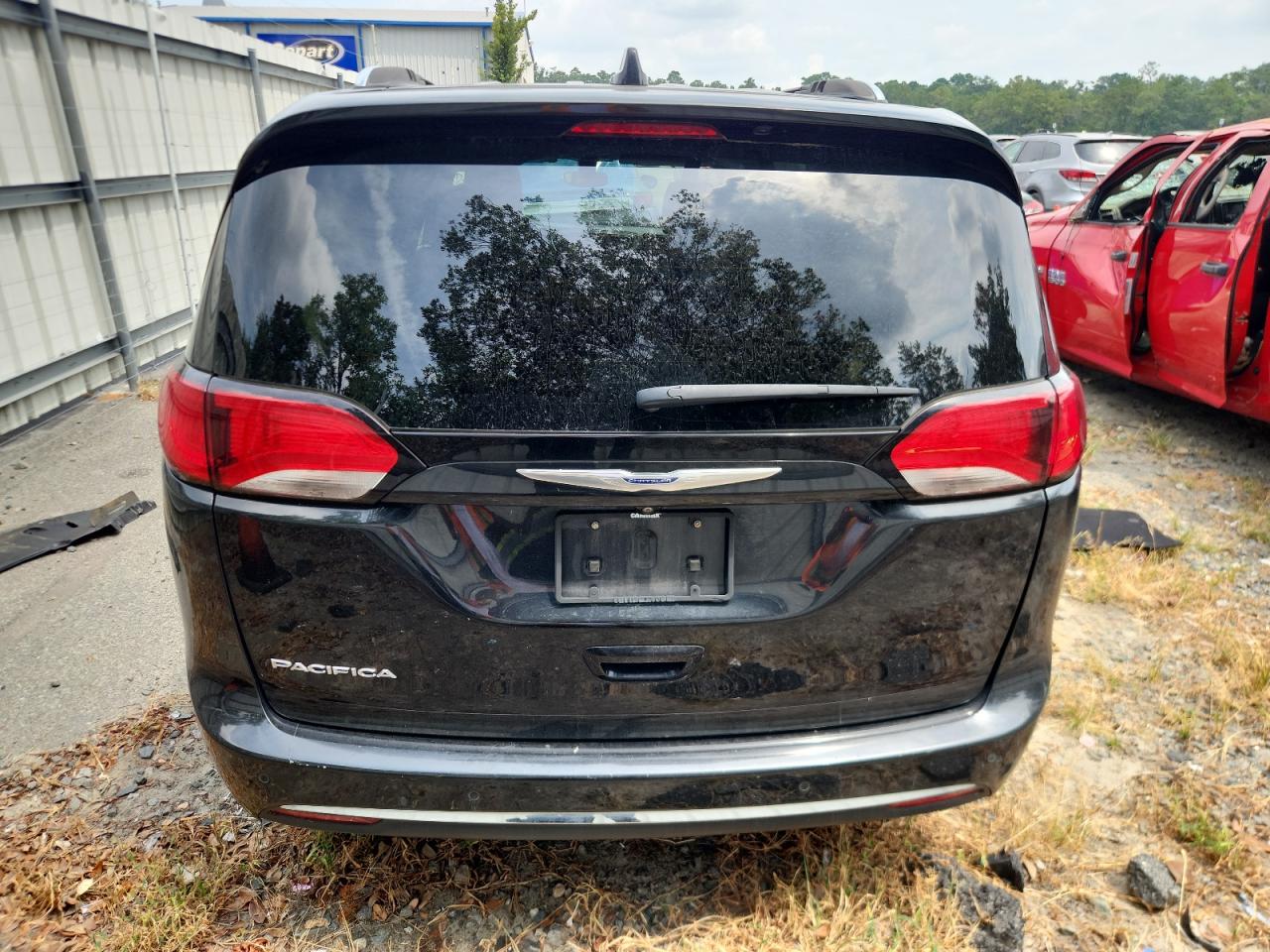 2019 Chrysler Pacifica Touring L VIN: 2C4RC1BG0KR708773 Lot: 64085895