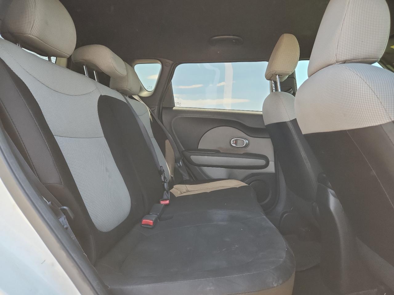2015 Kia Soul VIN: KNDJN2A25F7798402 Lot: 64816565