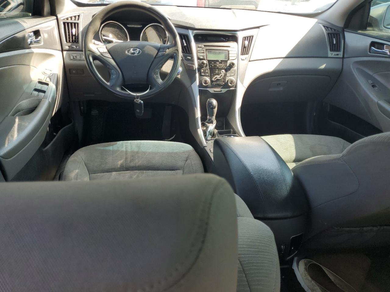 2013 Hyundai Sonata Hybrid VIN: KMHEC4A41DA098862 Lot: 64333405