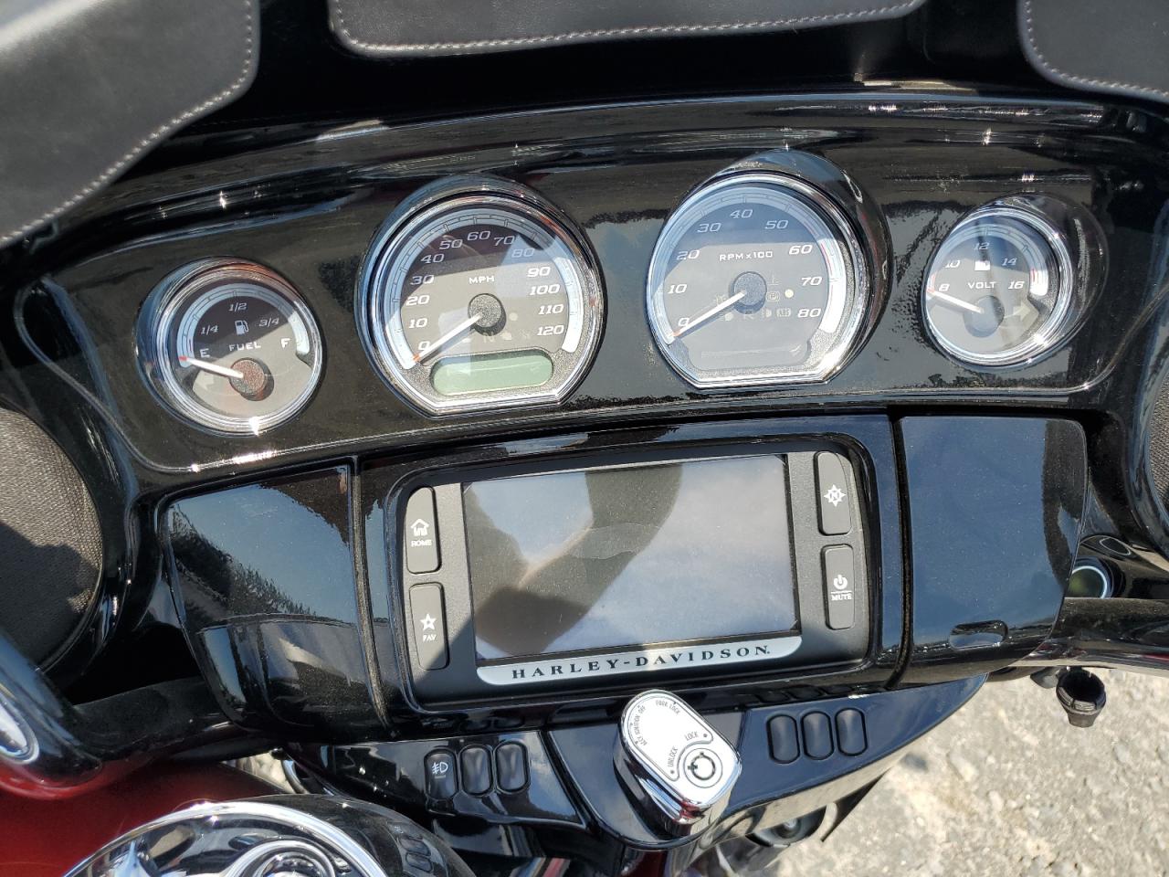 2018 Harley-Davidson Flhtk Ultra Limited VIN: 1HD1KED16JB673197 Lot: 63259435