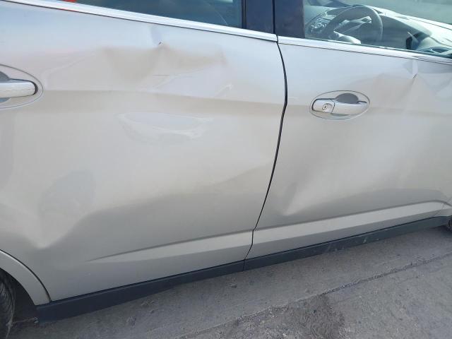 2013 FORD C-MAX TITA